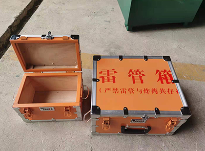 西青不同材质的雷管箱性能上有什么区别？